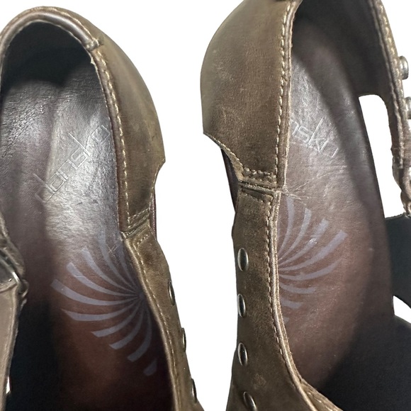 Dansko Ryder women’s brown leather studded heeled clogs Size 9 - Picture 6 of 11